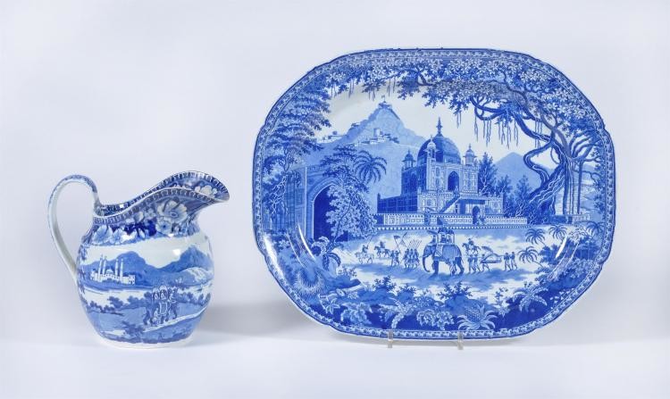 An English blue and white printed 'Mausoleum of Sultan Purveiz near Allahabad' serving dish attributed to Herculaneum