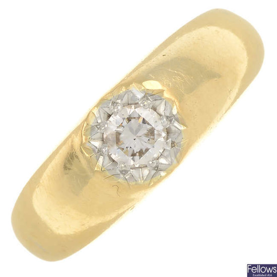 An early 20th century 18ct gold old-cut diamond ring.