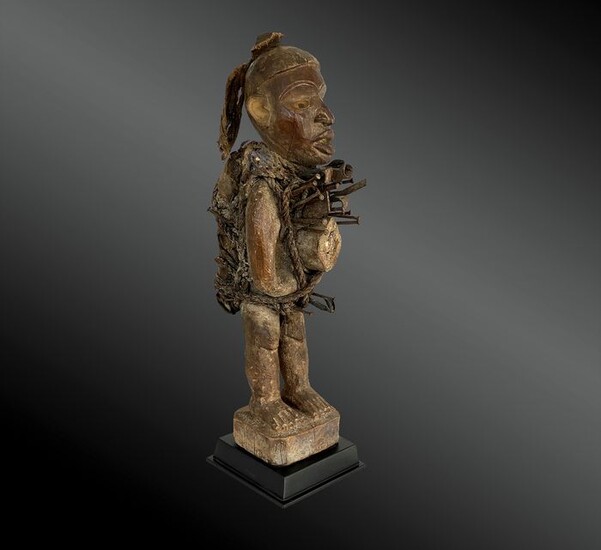Anthropomorphic statuette - Wood - Nkisi Nkondi - Kongo / Yombe - Congo DRC