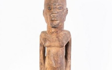 Arte africana Thilbuu altar figure Burkina Fasu .