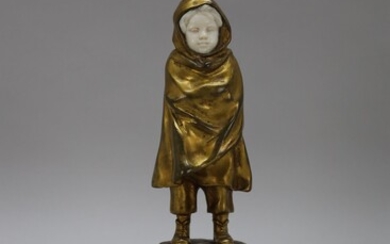 BOFILL signé. Jeune homme en manteau d'hiver" sculpture christique en bronze doré - Hauteur 22,5...