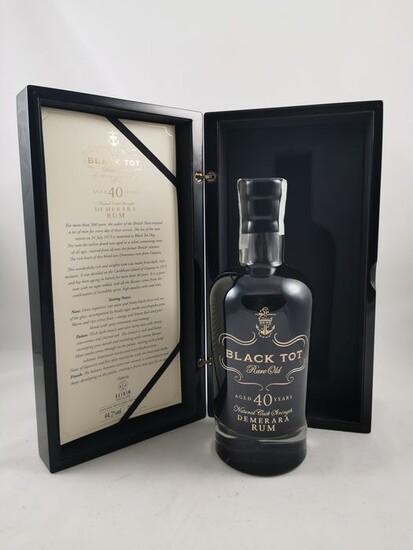 Black Tot 1975 40 years old Speciality Drinks - Rare Old - 70cl