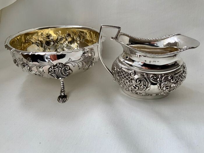 Bowl, Milk jug (2) - .925 silver, Sterling silver - Edward Joseph / Minshull & Latimer - U.K. - Second half 19th century