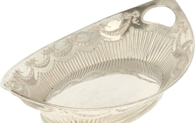 Bread basket - .800 silver - C. Frey & Söhne - Germany - Mid 20th century