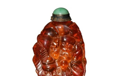 Chinese Carved Amber Snuff Bottle, 19th Century