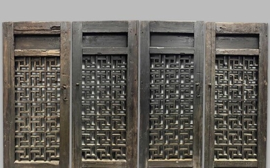 雕花木窗 十九世纪 Chinese Carved Wood Window Panel, 19th Century...