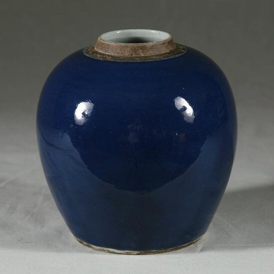 Chinese Powder Blue Porcelain Ginger Jar, 19th Century