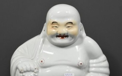 Chinese porcelain Buddha ( ht 27cm)