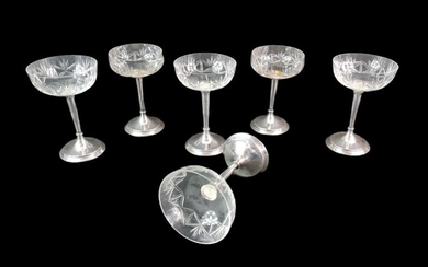Cup, Set of six silver and cut glass cups. Barcelona hallmark (6) - .915 silver - Spain - Early 20th century