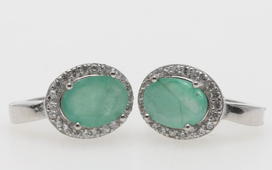 EARRINGS, sterling silver & emerald, contemporary.