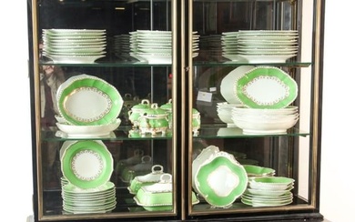 (Early 19th c) BLOOR DERBY CHINA SET