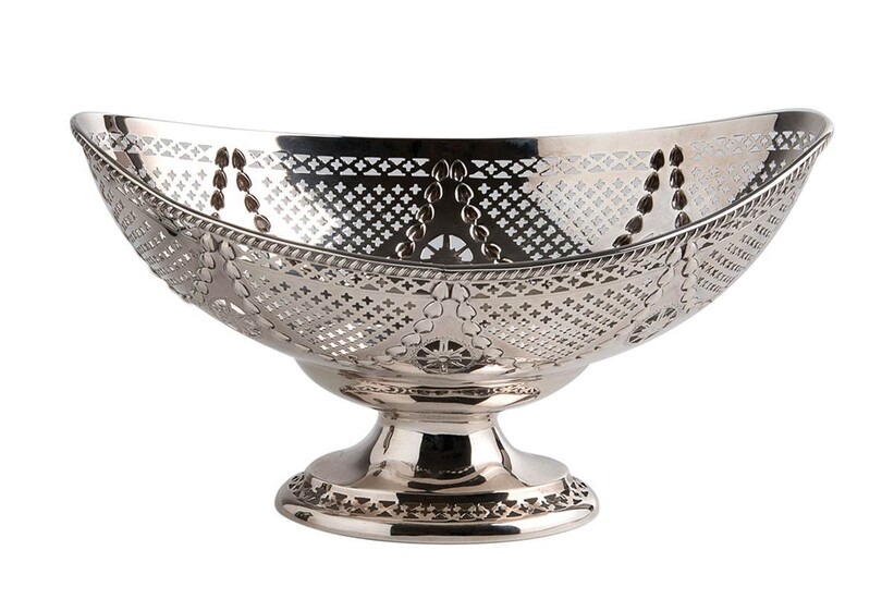 English sterling silver basket - Sheffield 1907, mark of...