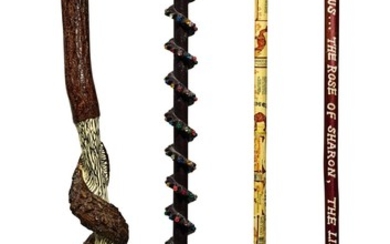 GROUP OF FOUR CARVED AND DECORATED WOODEN WALKING STICKS, GARY HARGIS, SOMERSET, KENTUCKY, LATE 20TH CENTURY
