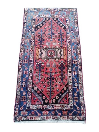 Hamadan - Carpet - 240 cm - 125 cm