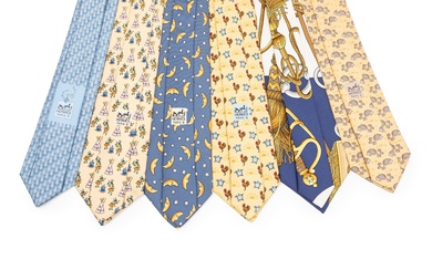 Hermès - Accessori Lot of 6 silk twill ties Lot of six silk twill ties in different colors and patterns (slight defects), one is new and never worn with box