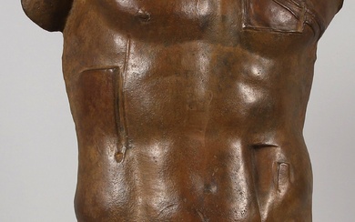 Igor MITORAJ (1944-2014). Torse acéphale modèle Perseus, 1988. Mutiple en bronze signé et numéroté C100/1000...