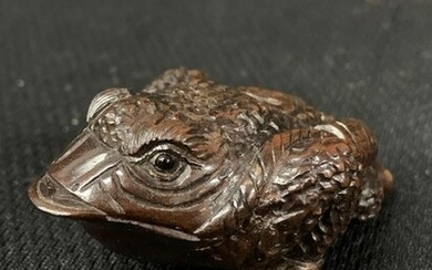 Japanese Wood Carved Netsuke, Alligator