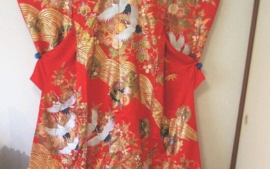 Kimono - Cotton, Satin, Silk - Bride wears - Flight-like crane flower - Japan - ca. mid. 20th century Showa period