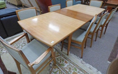 LATE 20TH CENTURY EXTENDING DINING TABLE 227CM LONG X...