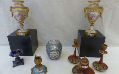 Lot including an inkwell, three candleholders, two Sèvres vases (?),...