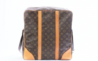 Louis Vuitton Duffle bag