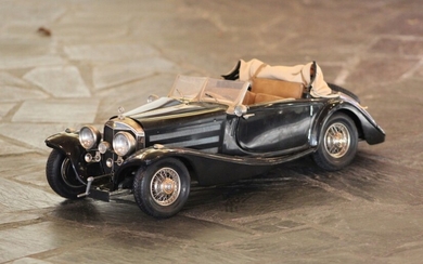 MERCEDES-BENZ 500 K-AK CABRIOLET 1935 No reserve Maquette à l'échelle 1/8ème par Pocher