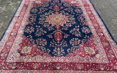 Meshed - Carpet - 343 cm - 226 cm