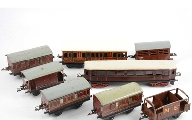 O gauge model railway; eight passenger coaches and vans, including Bing