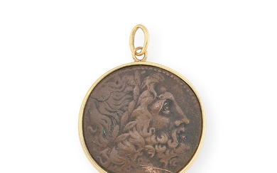 Pendentif circulaire en or jaune 750 millièmes retenant une pièce de monnaie antique–Macédoine, Philippe II...