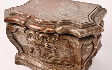 Pot à tabac en marbre brèche 18e siècle en forme de commode