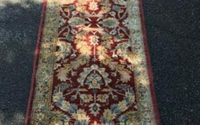 Quality Hand Knotted Vegetable Dyed Carpet Runner