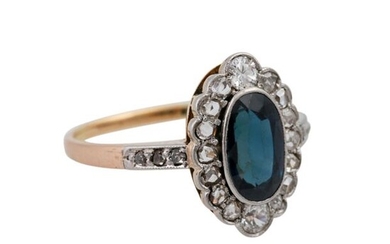 Ring mit ovalem Saphir und Diamanten, zus. Ca. 0,2 ct,...