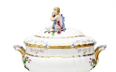 Royal Berlin KPM Hand Painted Porcelain Covered Tureen Figural Putti Florals