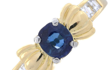 Sapphire & diamond dress ring