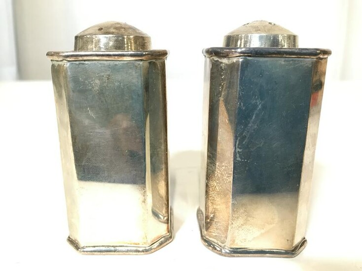 Silver Toned Metal Salt & Pepper Shakers