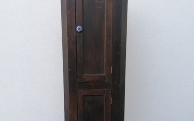 Small corner cabinet for a convent refectory - Wood - Early 20th century