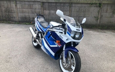 Suzuki - GSX-R - 1100 cc - 1991