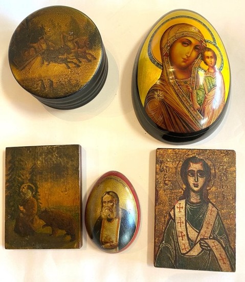 TWO RUSSIAN LACQUER EGGS, A BOX AND TWO PANELS