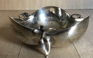 Trilobed centerpiece (1) - .800 silver - Ferdinando Meloncelli - Italy - Second half 20th century