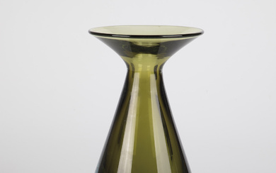Vase ''Sommerso'' Antonio Da Ros (design), Cenedese, circa 1960 Olive green glas...