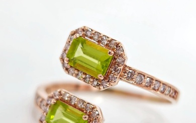 *no reserve* 1.20 ct Green Peridot & 0.50 ct N.Fancy Pink Diamond Ring - 2.75 gr - 14 kt. Pink gold - Ring - 1.20 ct Peridot - Diamond