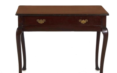 Southern mahogany dressing table