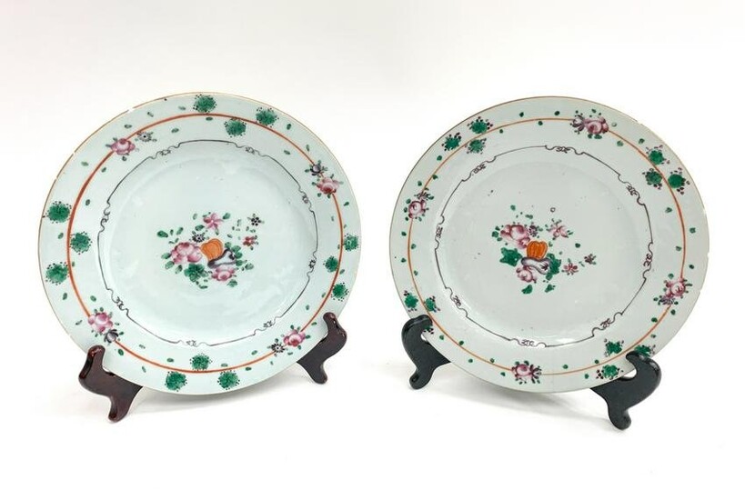 (2) CHINESE EXPORT PLATES