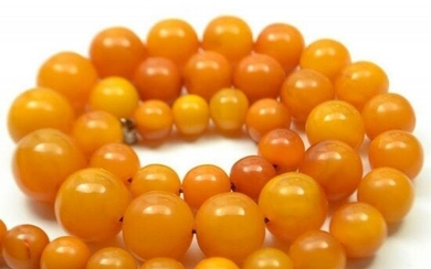 54 g. Vintage 100% natural Baltic amber necklace