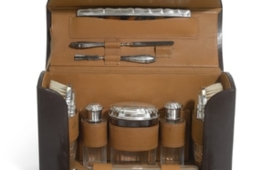 A German silver mounted travelling dressing table suite, Hermann Bauer, Schwäbisch Gmünd, early-20th century