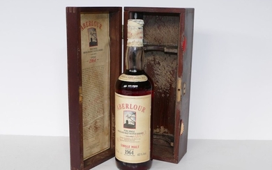 1 Btle Whisky Aberlour 1964 coiffe abîmée colleret…