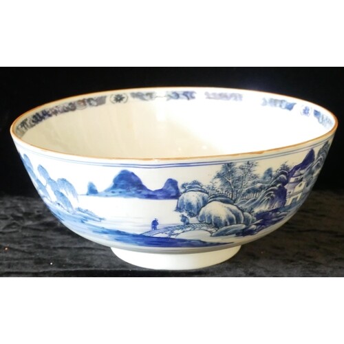 A 19TH CENTURY ORIENTAL BLUE AND WHITE PORCELAIN PUNCH BOWL ...