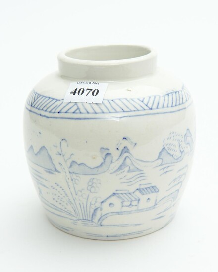 A BLUE AND WHITE JAR ORIGINALLY FROM THE CONNOISSEUR'S STORE, 12 CM HIGH, LEONARD JOEL LOCAL DELIVERY SIZE: SMALL