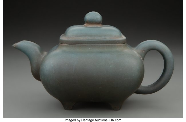 78070: A Chinese Yixing Teapot Marks: four-character ma