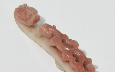 A Chinese agate belt hook